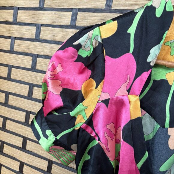 BCBG Maxazria Black Floral Wrap Style Top Size Small - Picture 3 of 7